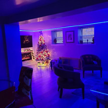 Lovely 2 Bedroom Apartment With 2 Entrance And Parking Ню Йорк Екстериор снимка