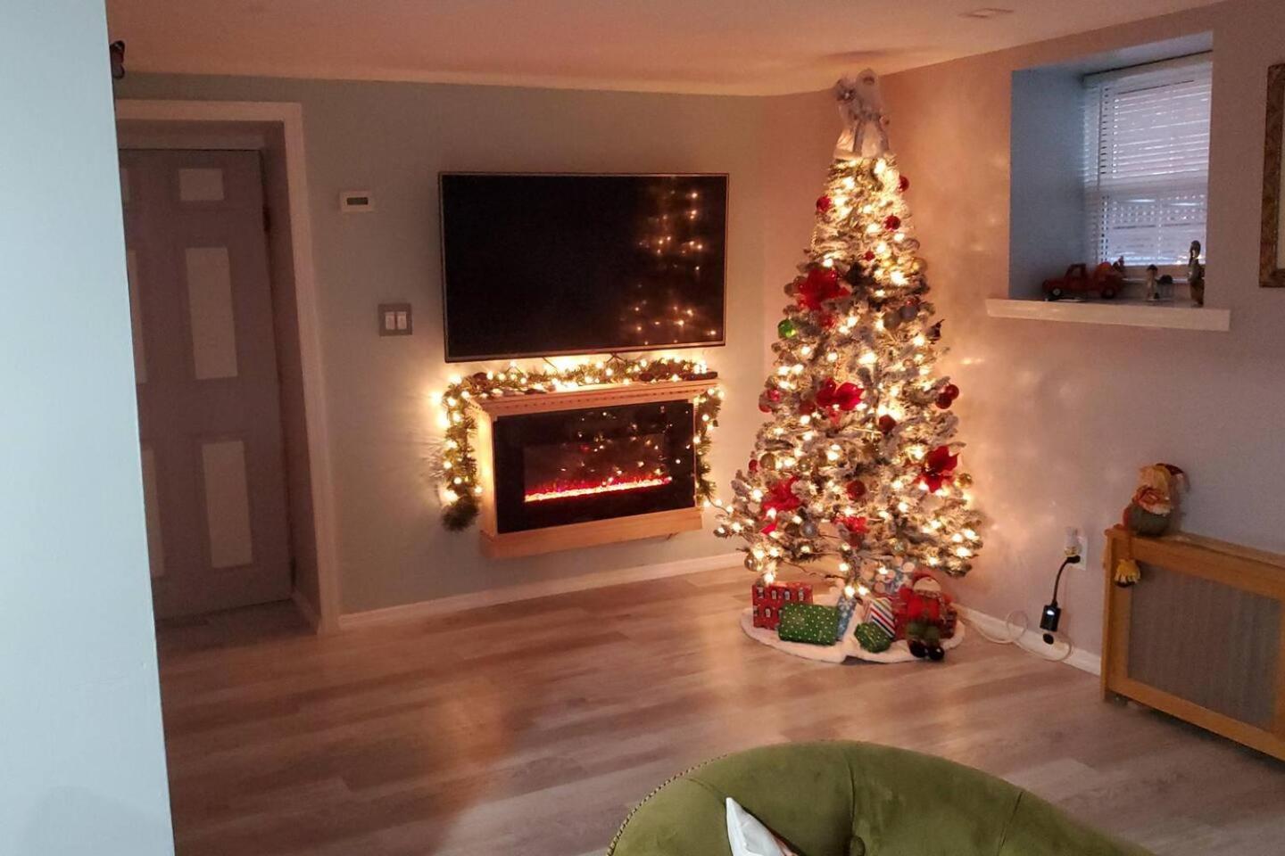 Lovely 2 Bedroom Apartment With 2 Entrance And Parking Ню Йорк Екстериор снимка